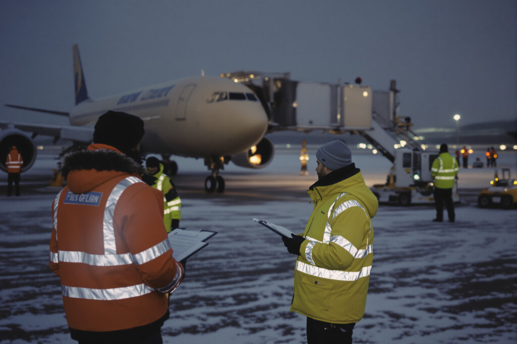De-Icing Delays and IROPS: What Airlines Need to Manage Beyond the Runway
